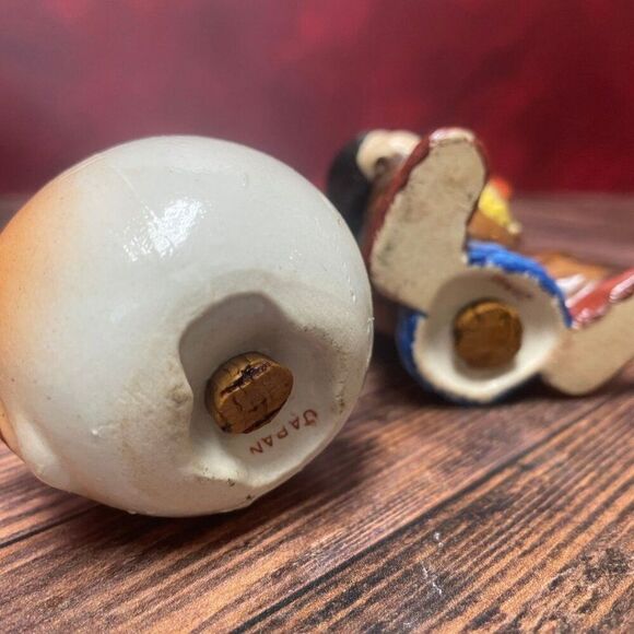 "Man in the Moon" 2-Piece Salt & Pepper Shaker – Made in Japan (1930's-1940's) - Picture 10 of 11